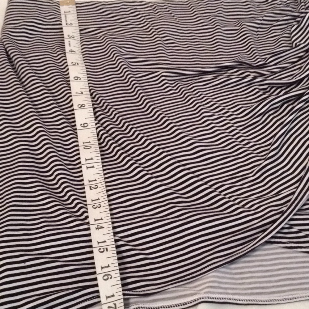Printed Strip Mini Skirt - Picture 8 of 8